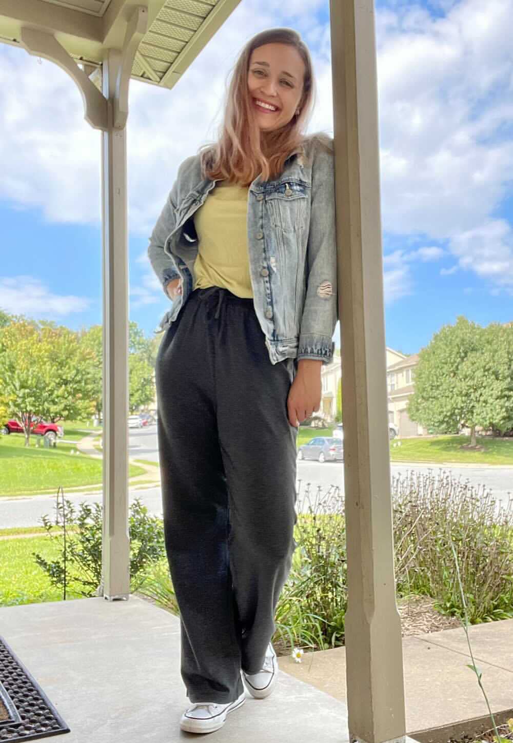 OFEEFAN Women's Sweatpants with Pockets Winter Lounge Pants Baggy Sweatpants Elastic Waist Dark Gray M