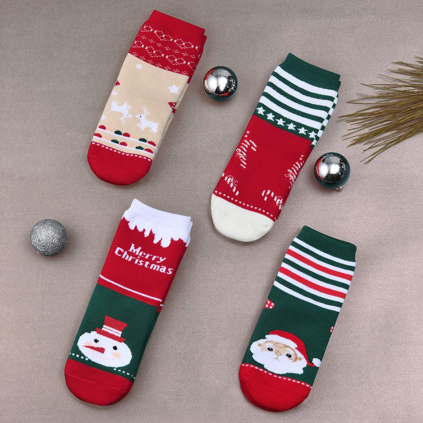 HowJoJo Big Boys Girls Christmas Socks Kids Warm Socks Winter Thermal Cotton Crew Socks 4 Pack 8-10 years
