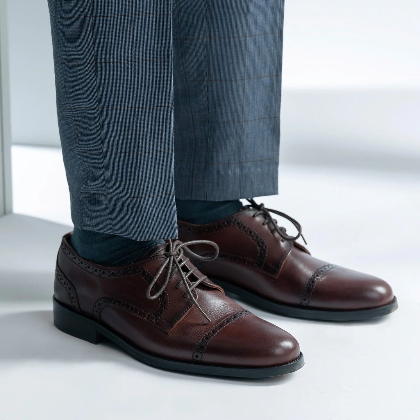 Dirk Brogues Derby Burnished Brown Leather Shoes