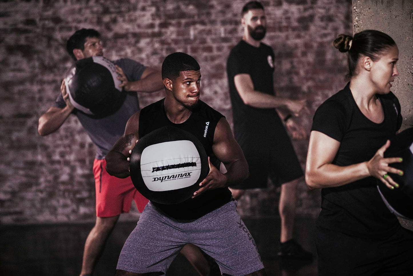 Dynamax 10LB Soft-Shell Medicine Ball Black/Red