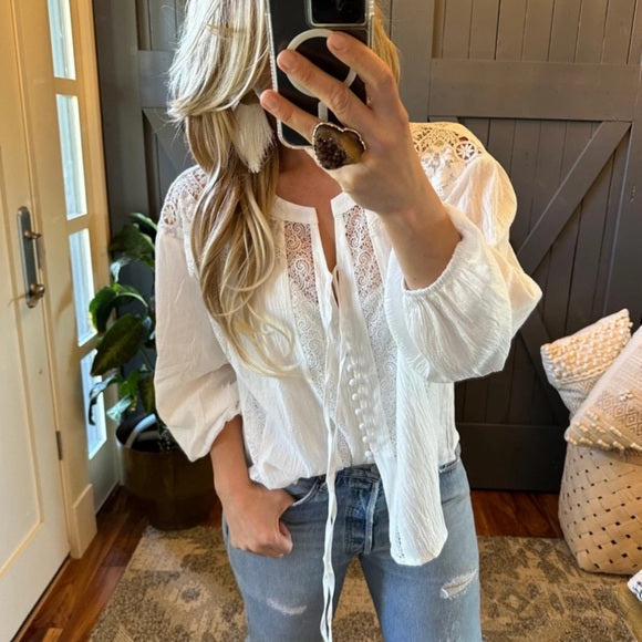 Robinson Canyon White Lace Blouse