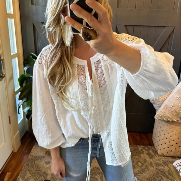 Robinson Canyon White Lace Blouse