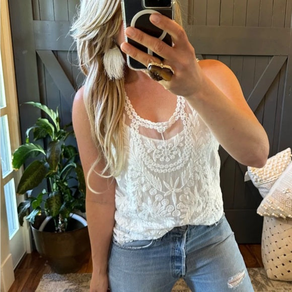 White Lace Sleeveless Blouse Tank