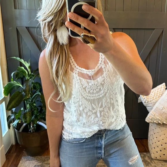 White Lace Sleeveless Blouse Tank